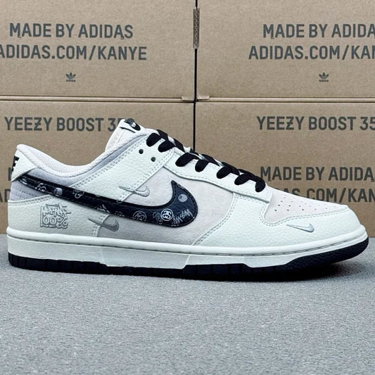 Dunk SP White And Black