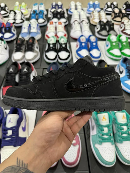 AJ1 Low