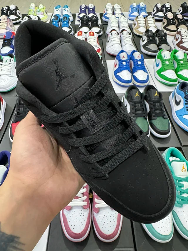 AJ1 Low