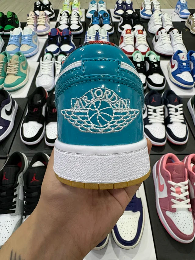 AJ1 Low
