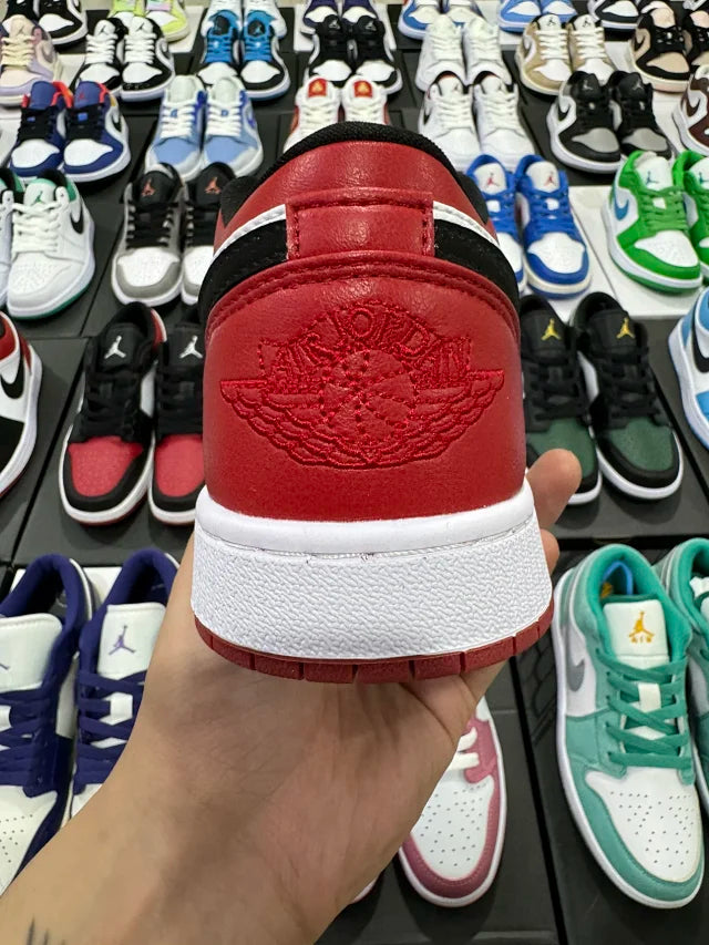 AJ1 Low