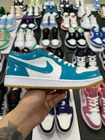 AJ1 Low
