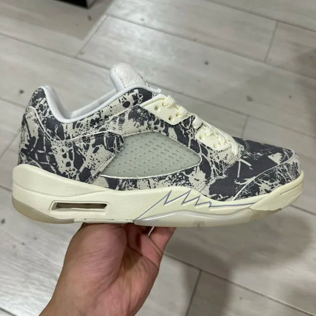 AJ 5  Low Expression
