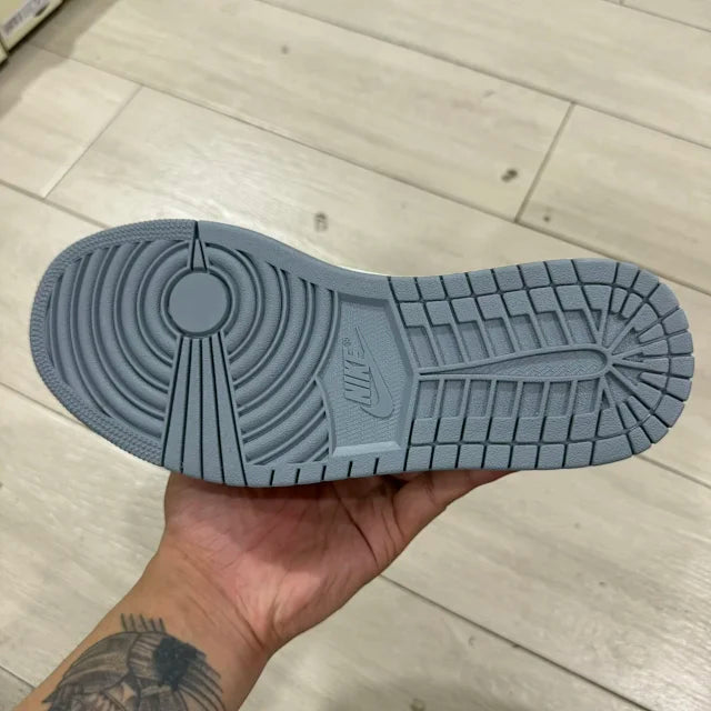 AJ1 Low Travis Scott Grey