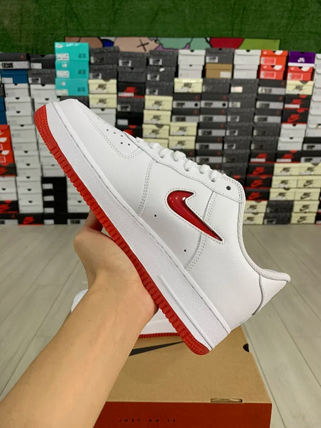 AF1