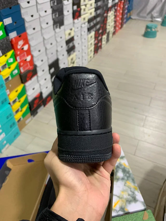 AF1 07 Pro-Tech Black