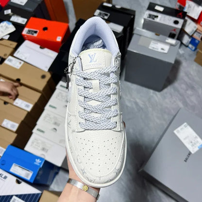 Dunk x LV