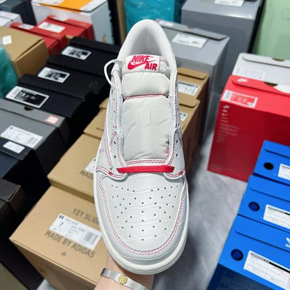 AJ1 Low