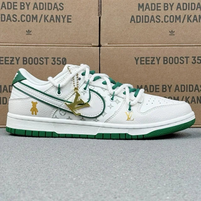Dunk x LV