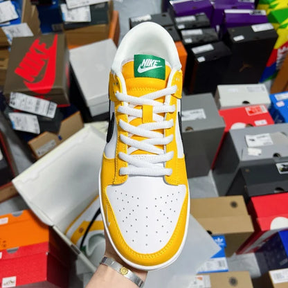 Dunk SP Yellow And White