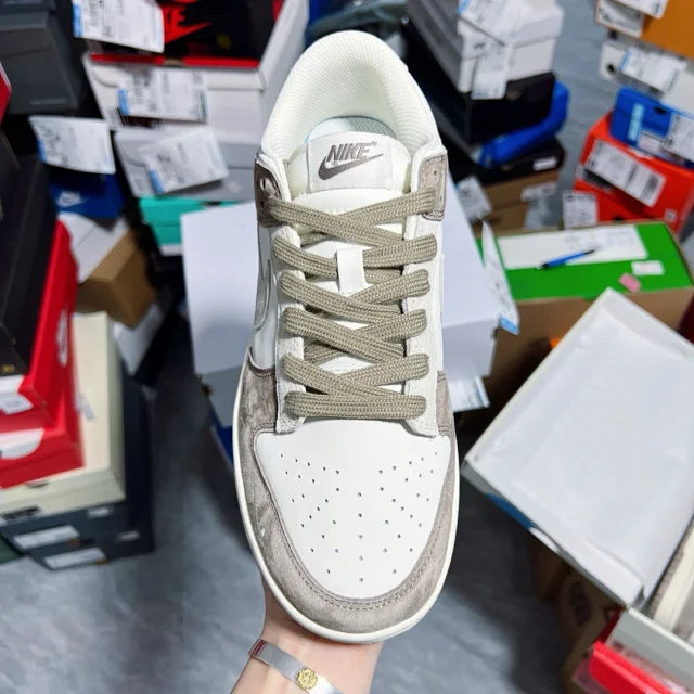 Dunk SP White And Grey