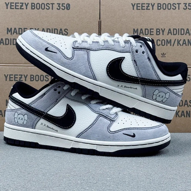 Dunk x Kaws