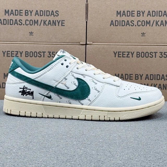 Dunk x Stussy
