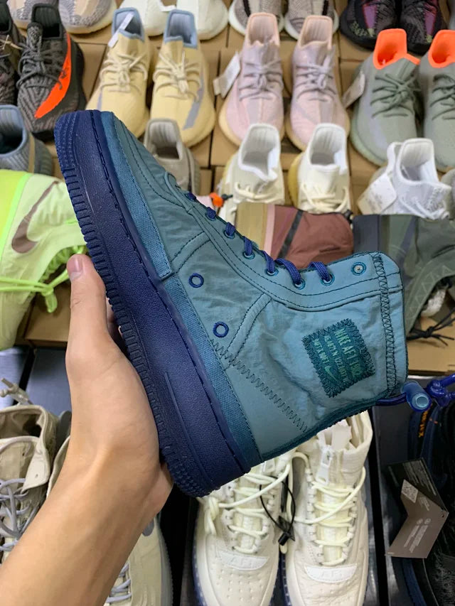 AF1  Shell