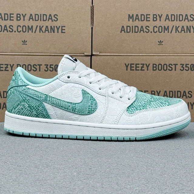 AJ1 Low