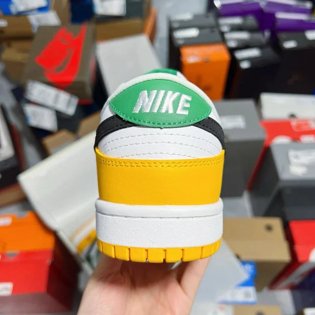 Dunk SP Yellow And White