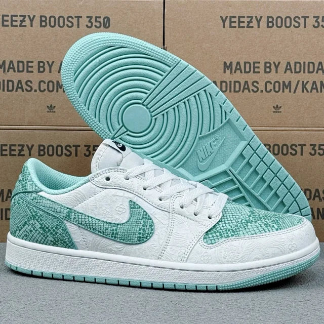 AJ1 Low