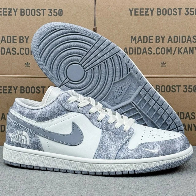 AJ1 Low x The Nort Face