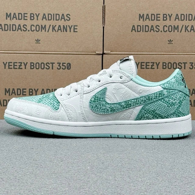AJ1 Low