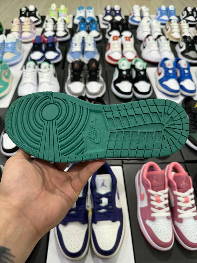 AJ1 Low