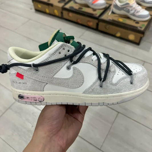 Dunk Low Off No.20