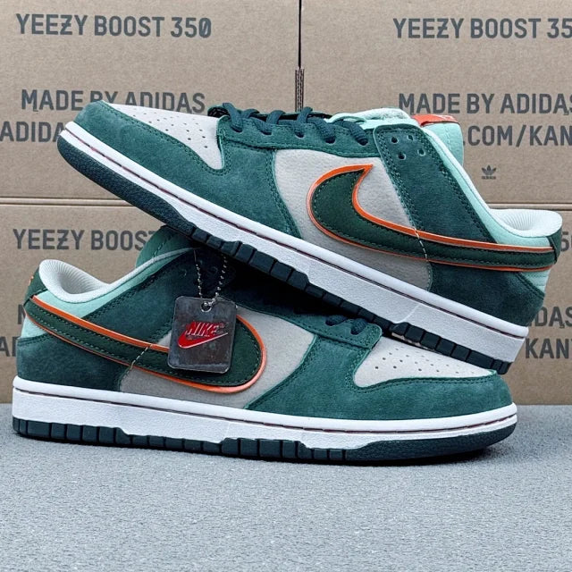 Dunk SB Green And White