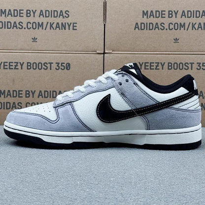 Dunk x Kaws