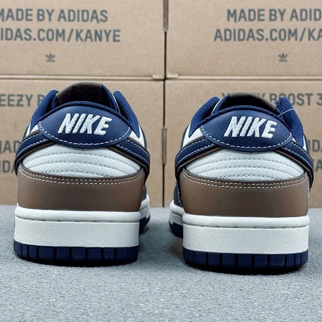 Dunk SP Blue, Brown And White