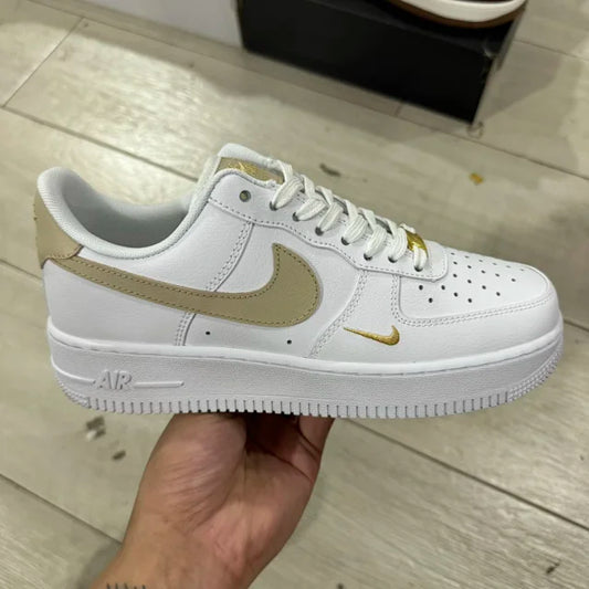 AF1 Essential