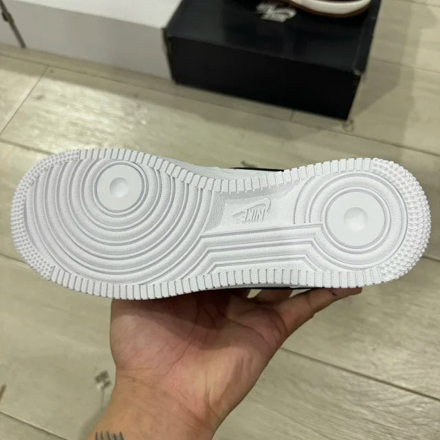 AF1 BLACK/WHITE