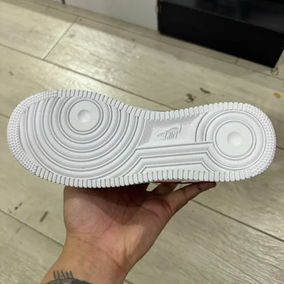 AF1 07 Essential