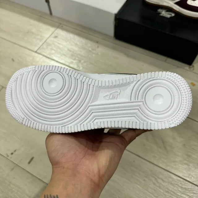 AF1 07 LV8 40th Anniversary