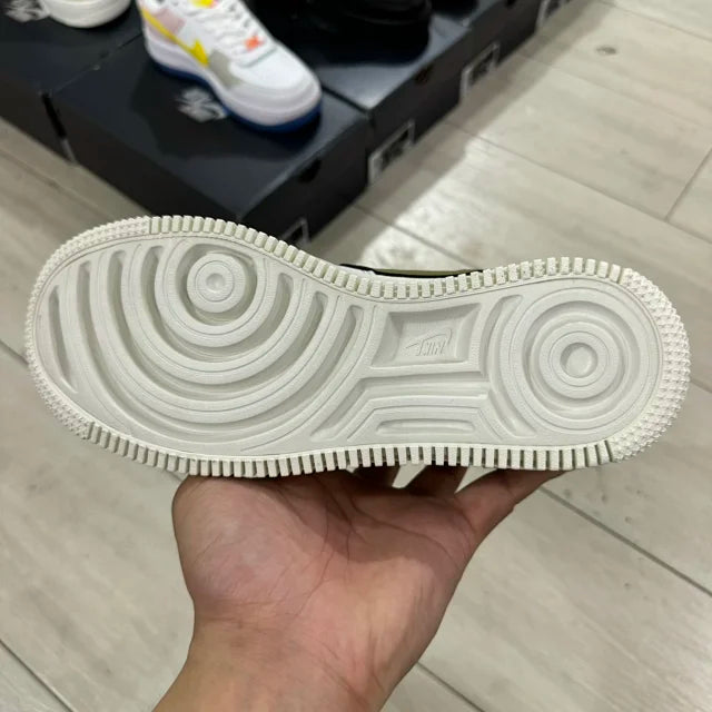 AF1 Shadow