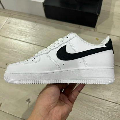 AF1 BLACK/WHITE
