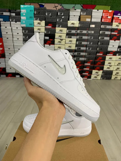 AF1