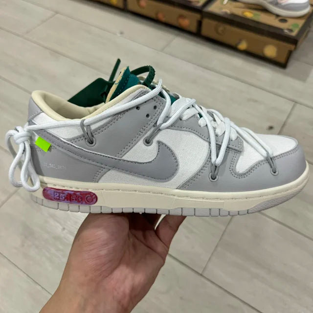 Dunk Low Off No.25