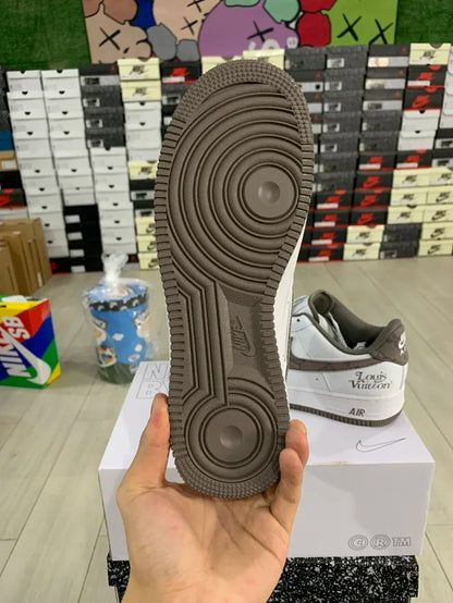 AF1 x LV