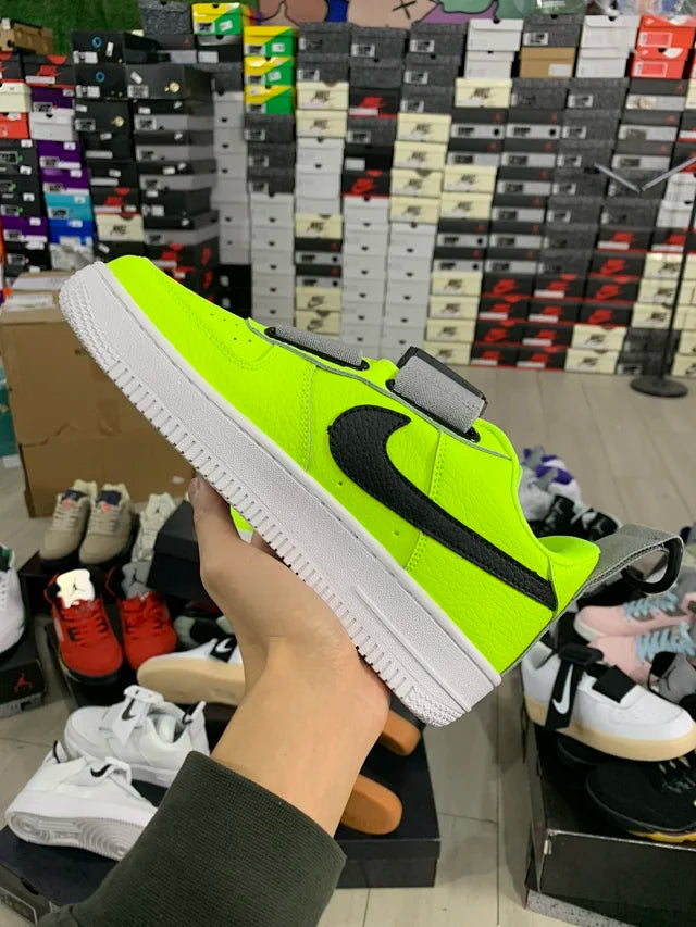 AF1