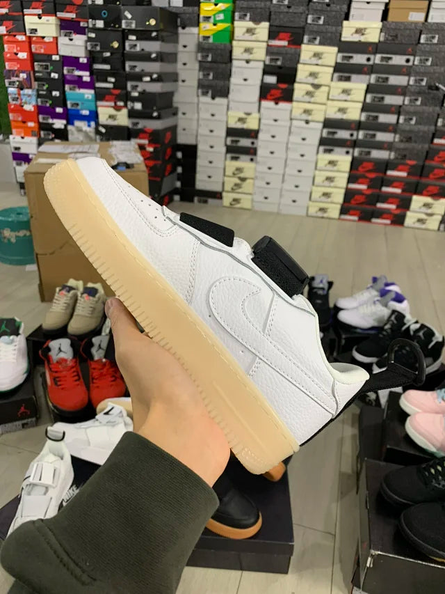 AF1