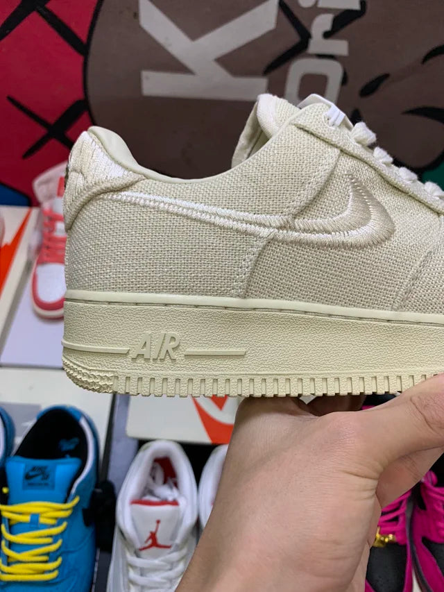 AF1
