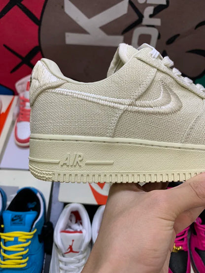 AF1