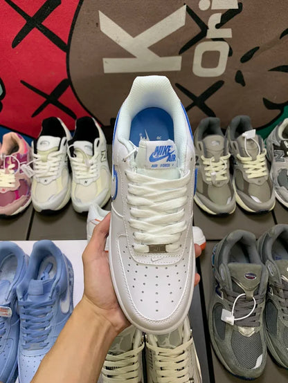 AF1