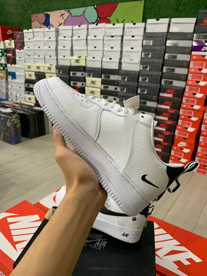 AF1