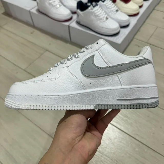 AF1