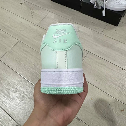 AF1