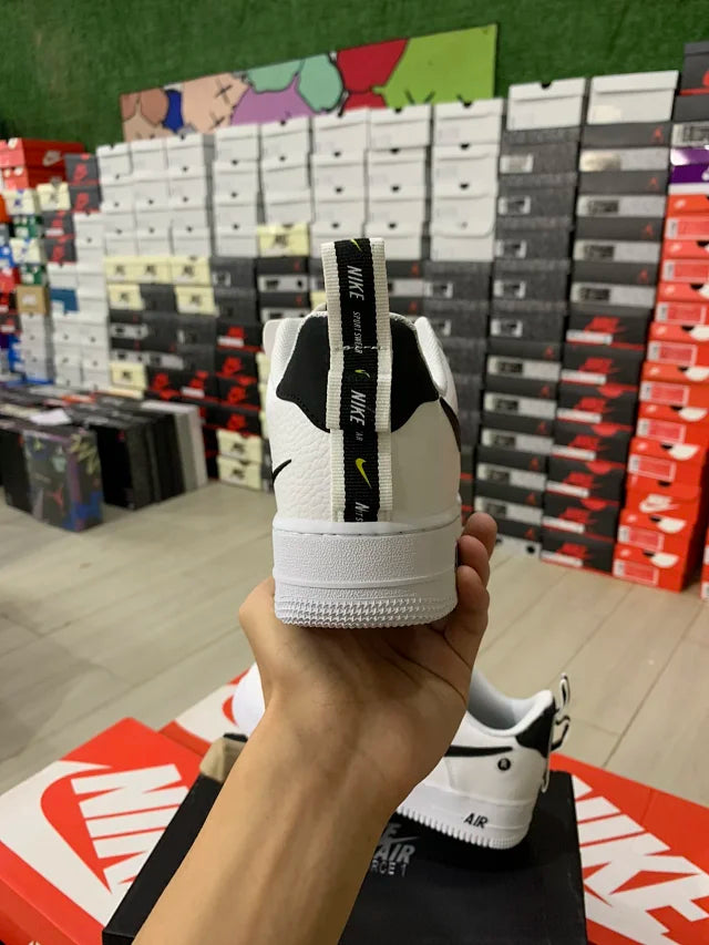 AF1
