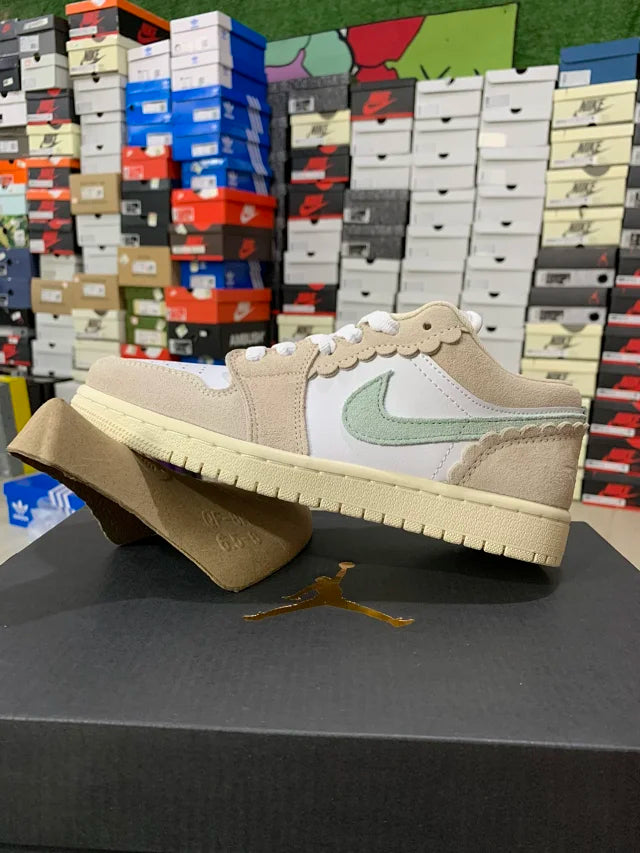 AJ1 Low