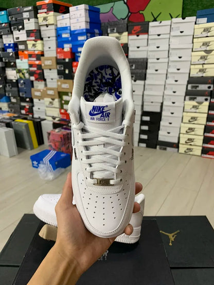 AF1
