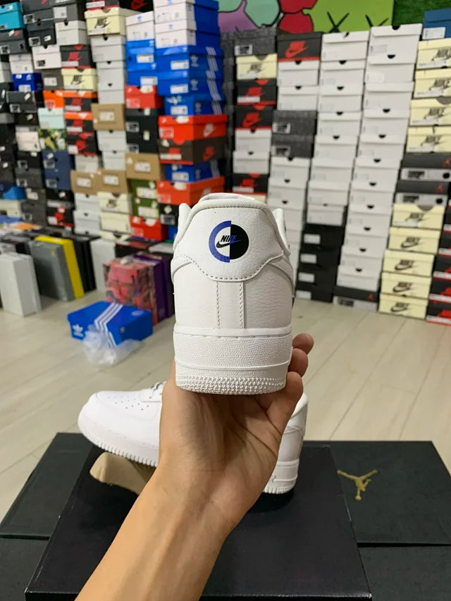 AF1