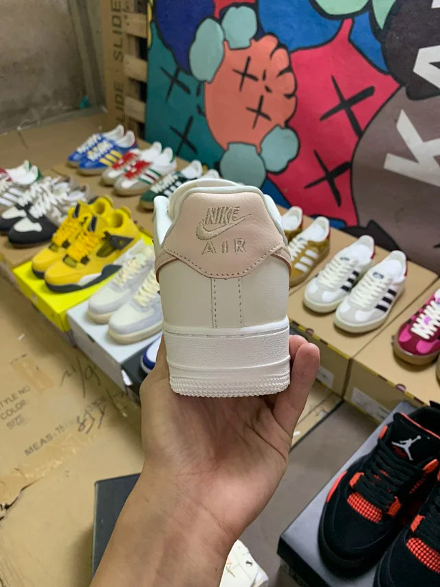 AF1